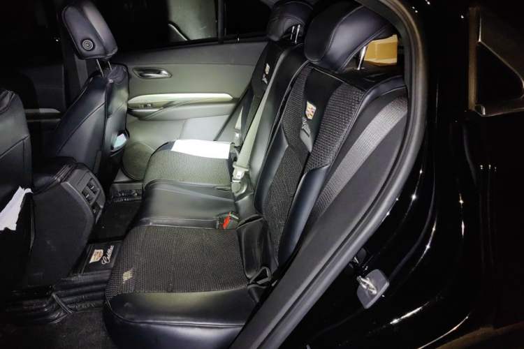 Used Cadillac XT4 2018 28T Two-Wheel Drive Leading Version Left Rear Seat