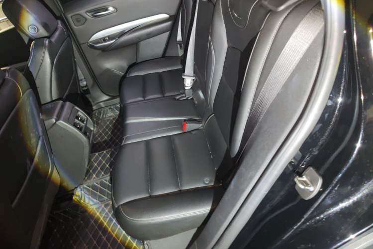 Used Cadillac XT4 2018 28T Two-Wheel Drive Leading Version Left Rear Seat