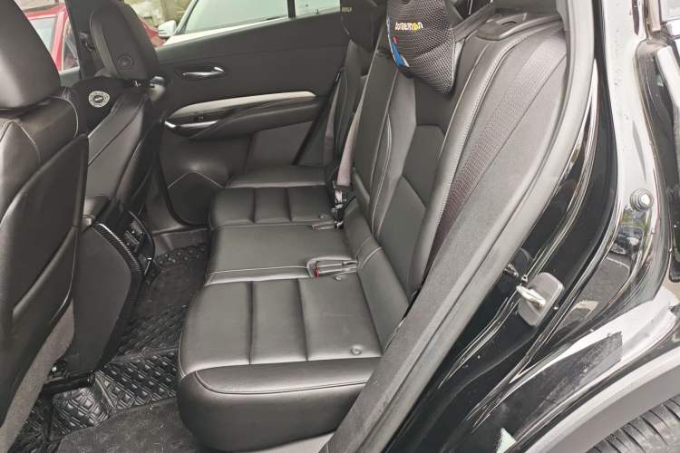 Used Cadillac XT4 2018 28T Two-Wheel Drive Leading Sport Model Left Rear Seat