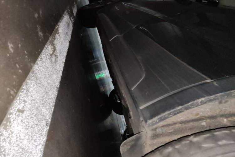 Used Cadillac XT4 2018 28T 4x4 Platinum Edition Left Side Sill