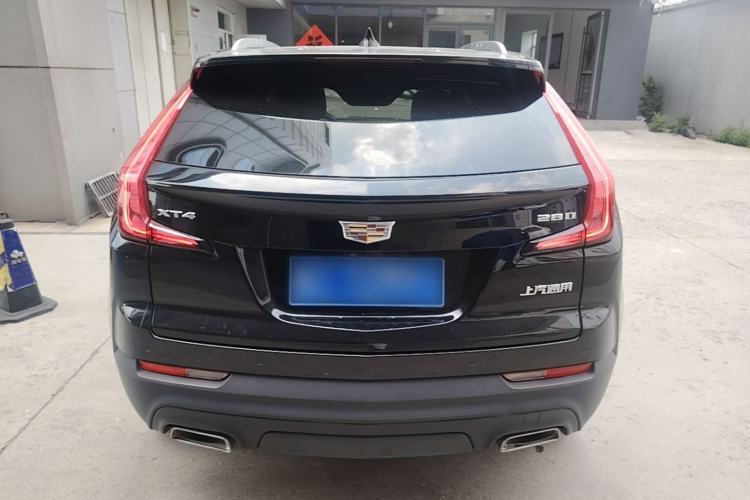 Used Cadillac XT4 2018 28T Two-Wheel Drive Tech Version Rear