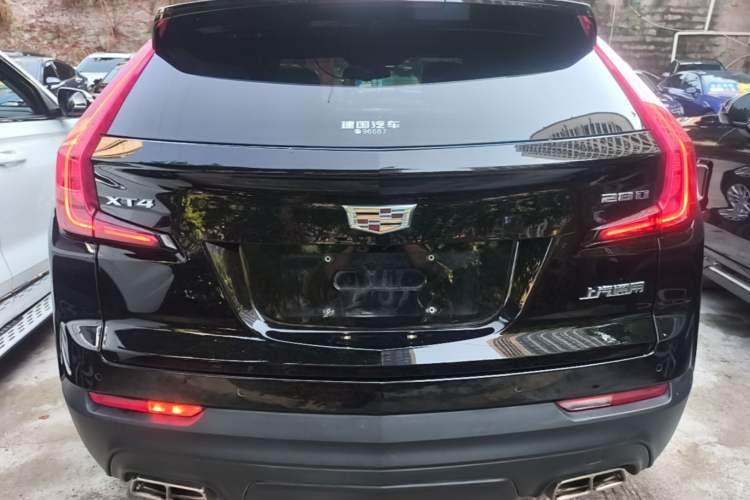 Used Cadillac XT4 2018 28T Two-Wheel Drive Tech Version Rear