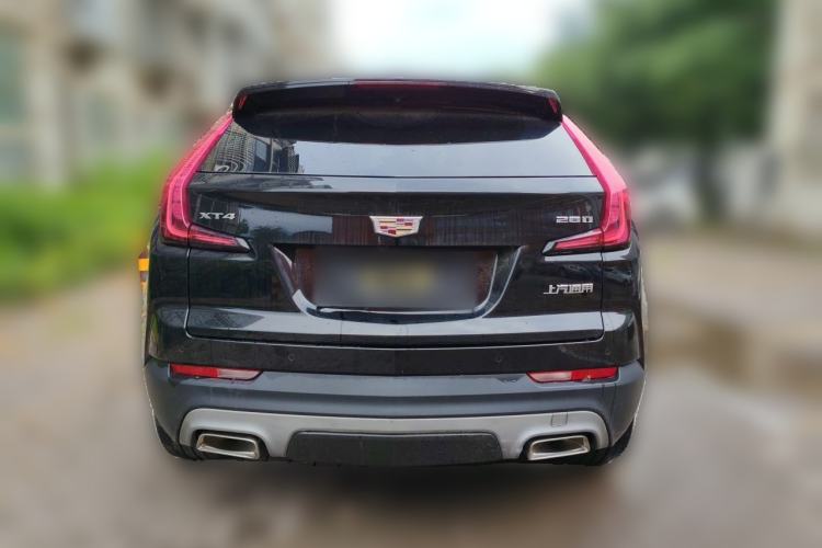 Used Cadillac XT4 2018 28T Two-Wheel-Drive Luxury Model Rear
