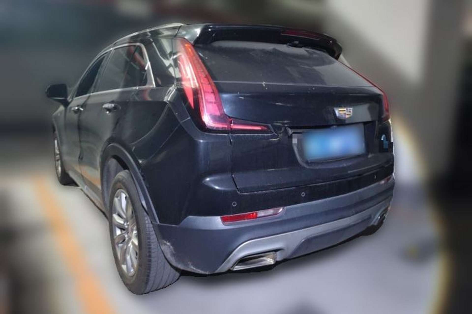 Used Cadillac XT4 2018 28T Two-Wheel-Drive Luxury Model Rear Left 45 Deg