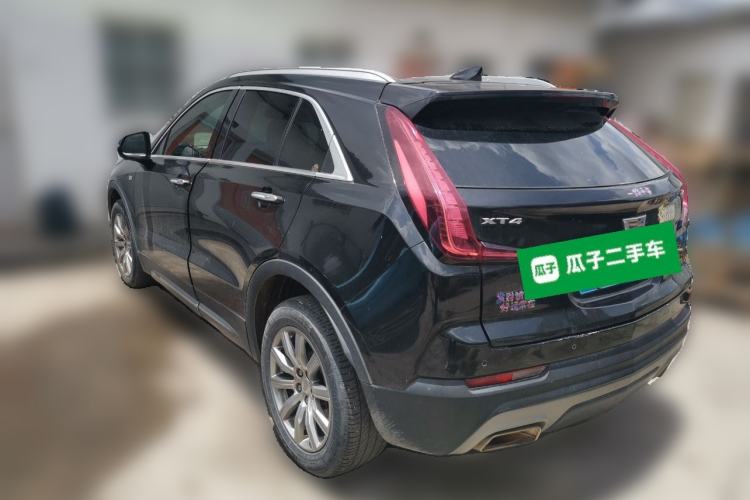 Used Cadillac XT4 2018 28T Two-Wheel-Drive Luxury Model Rear Left 45 Deg