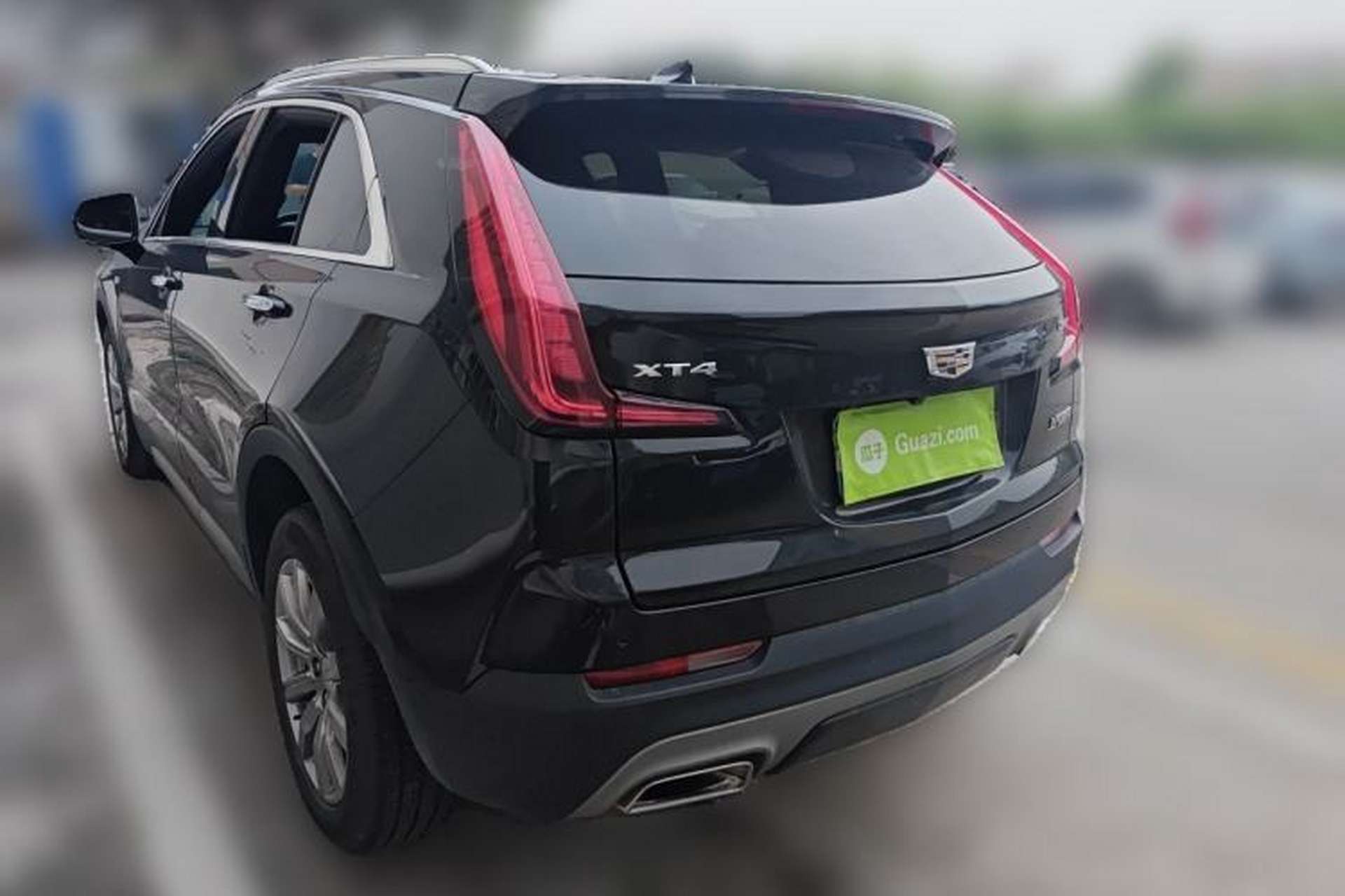 Used Cadillac XT4 2018 28T Two-Wheel-Drive Luxury Model Rear Left 45 Deg