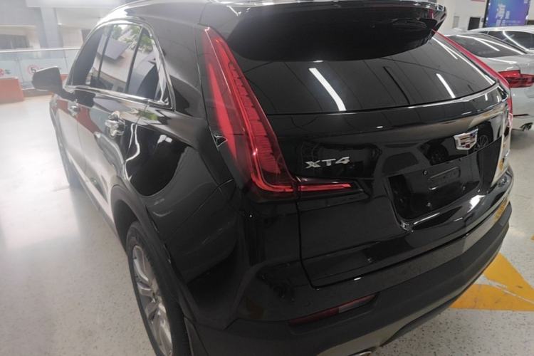 Used Cadillac XT4 2018 28T Two-Wheel Drive Leading Version Rear Left 45 Deg
