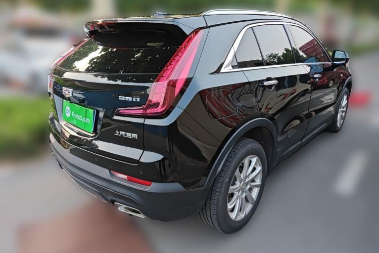 Used Cadillac XT4 2018 28T Two-Wheel Drive Tech Version Rear Right 45 Deg