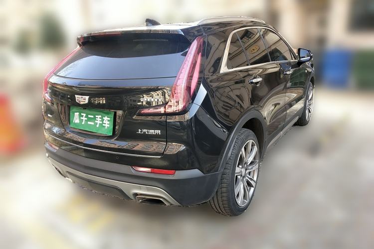 Used Cadillac XT4 2018 28T 4x4 Platinum Edition Rear Right 45 Deg