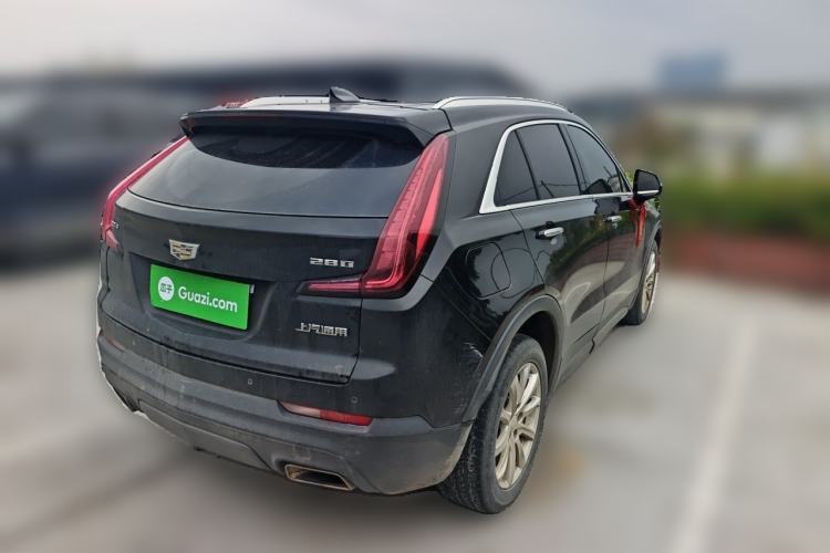 Used Cadillac XT4 2018 28T Two-Wheel Drive Tech Version Rear Right 45 Deg