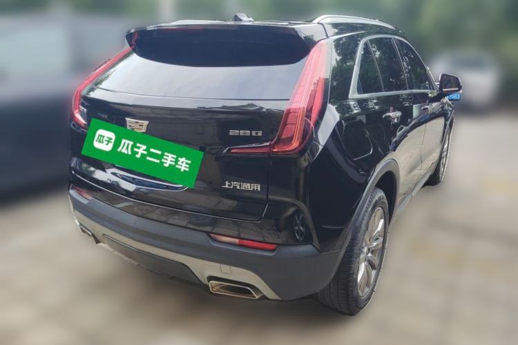 Used Cadillac XT4 2018 28T Two-Wheel-Drive Luxury Model Rear Right 45 Deg