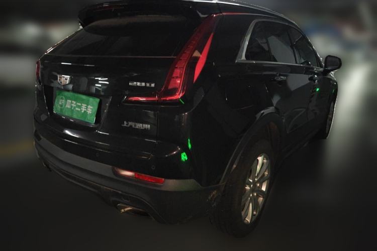 Used Cadillac XT4 2018 28T Two-Wheel Drive Tech Version Rear Right 45 Deg