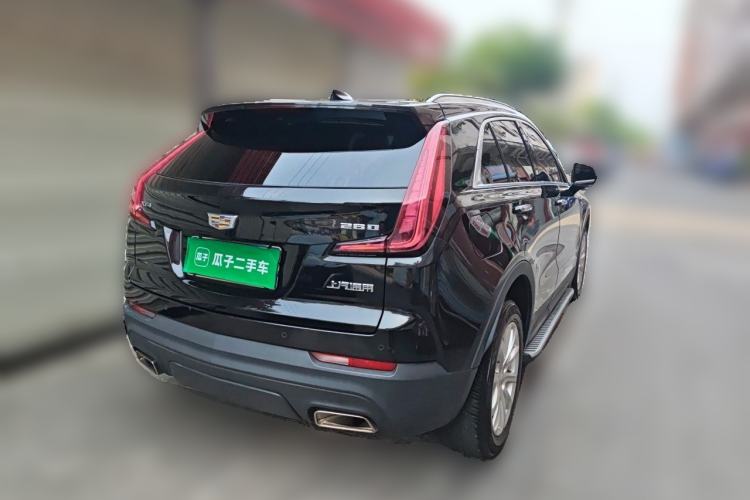 Used Cadillac XT4 2018 28T Two-Wheel Drive Tech Version Rear Right 45 Deg