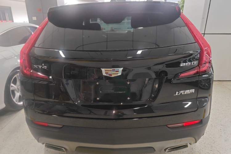 Used Cadillac XT4 2018 28T Two-Wheel Drive Leading Version Rear