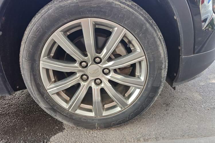 Used Cadillac XT4 2018 28T Two-Wheel Drive Leading Version Right Front Wheel Hub