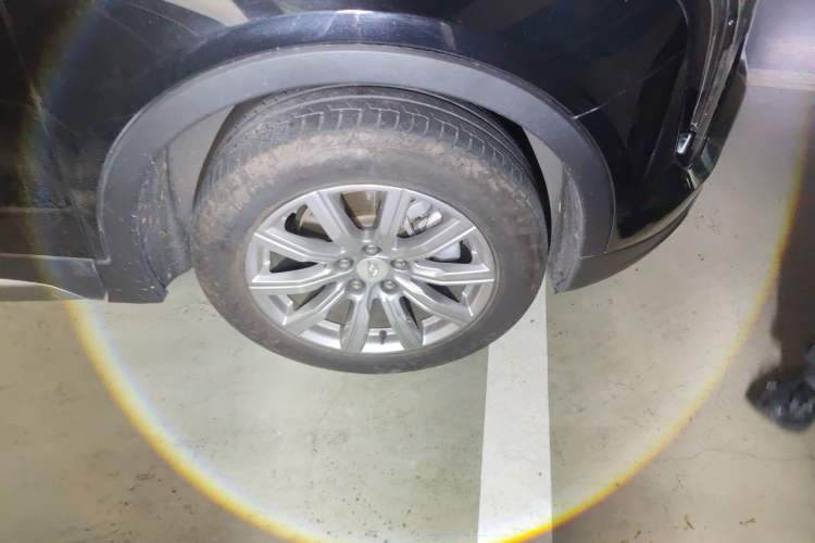 Used Cadillac XT4 2018 28T Two-Wheel Drive Leading Version Right Front Wheel Hub