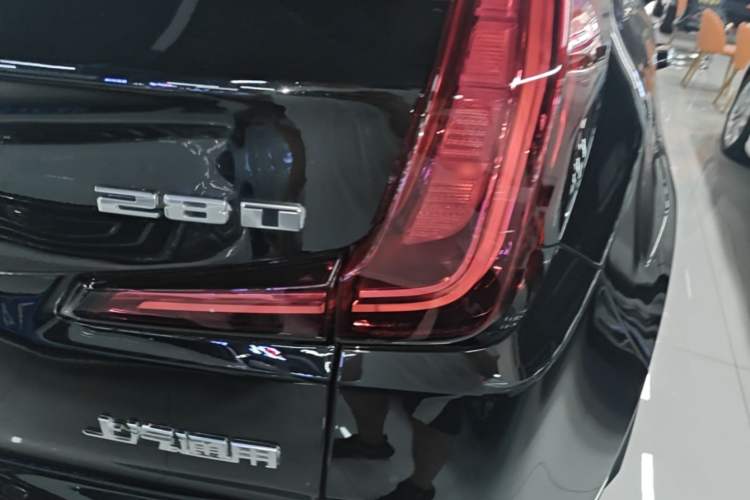 Used Cadillac XT4 2018 28T Four-Wheel Drive Leading Model Right Rear Taillight