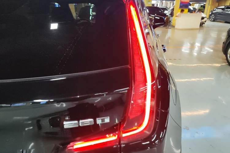 Used Cadillac XT4 2018 28T Four-Wheel Drive Leading Model Right Rear Taillight