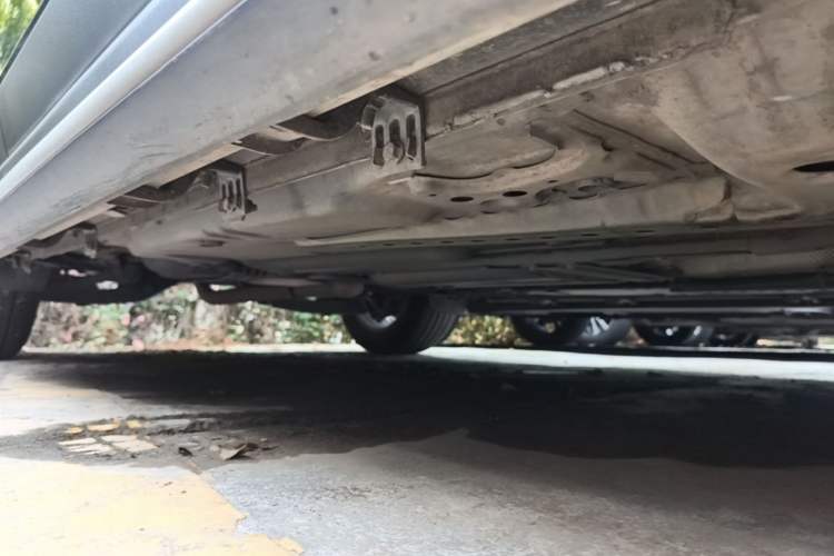 Used Cadillac XT4 2018 28T Two-Wheel Drive Tech Version Right Side Sill
