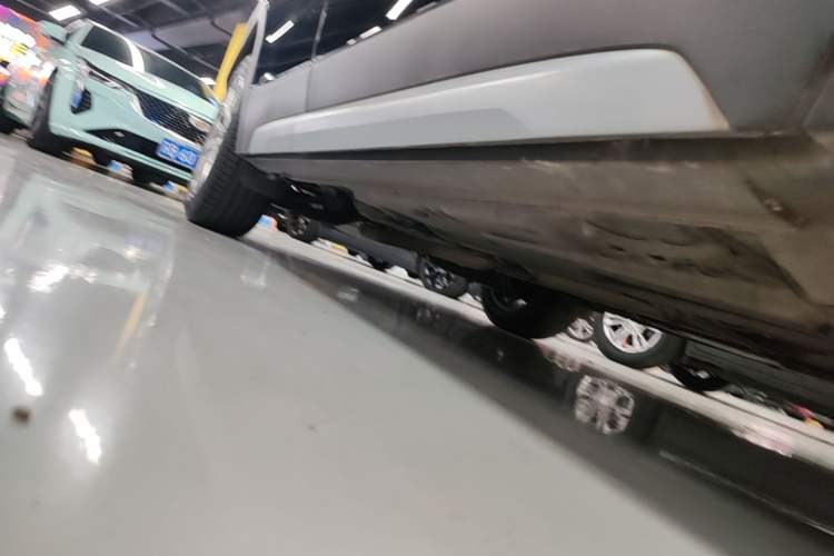 Used Cadillac XT4 2018 28T Four-Wheel Drive Leading Model Right Side Sill