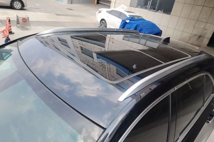 Used Cadillac XT4 2018 28T Two-Wheel Drive Tech Version Roof
