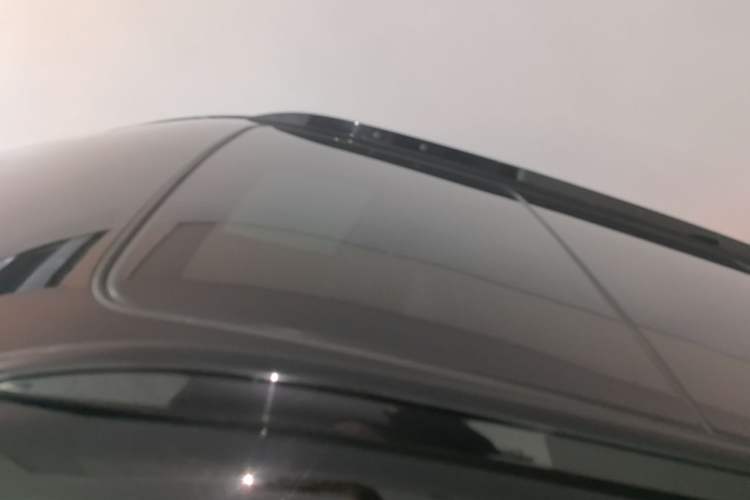 Used Cadillac XT4 2018 28T Two-Wheel Drive Luxury Sport Model Roof