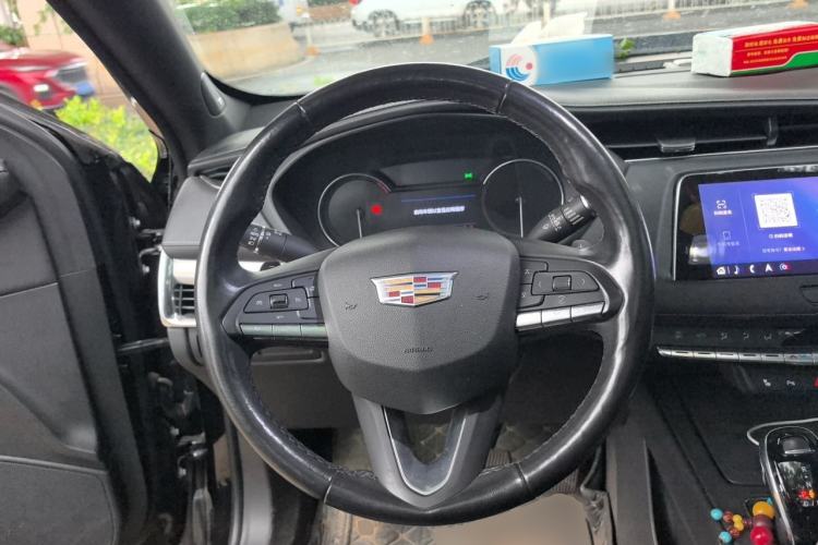 Used Cadillac XT4 2018 28T Two-Wheel Drive Leading Version Steering Wheel