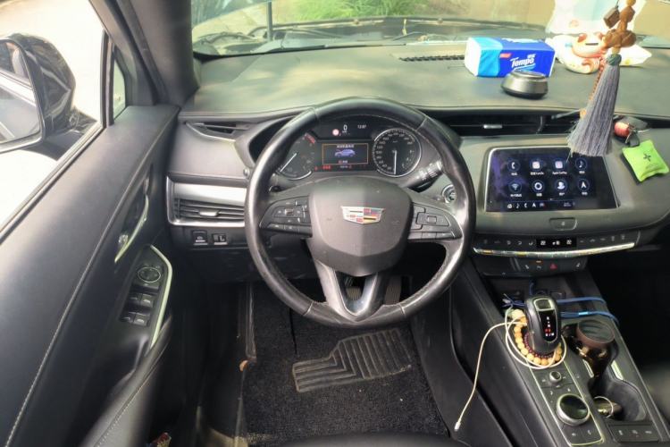 Used Cadillac XT4 2018 28T Two-Wheel Drive Leading Version Steering Wheel
