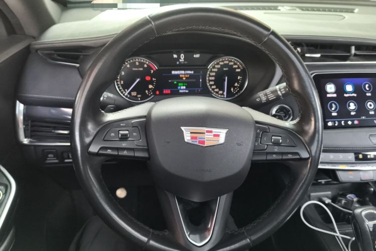 Used Cadillac XT4 2018 28T Two-Wheel Drive Tech Version Steering Wheel
