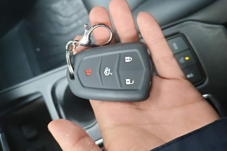 Used Cadillac XT4 2018 28T Two-Wheel-Drive Luxury Model Vehicle Key