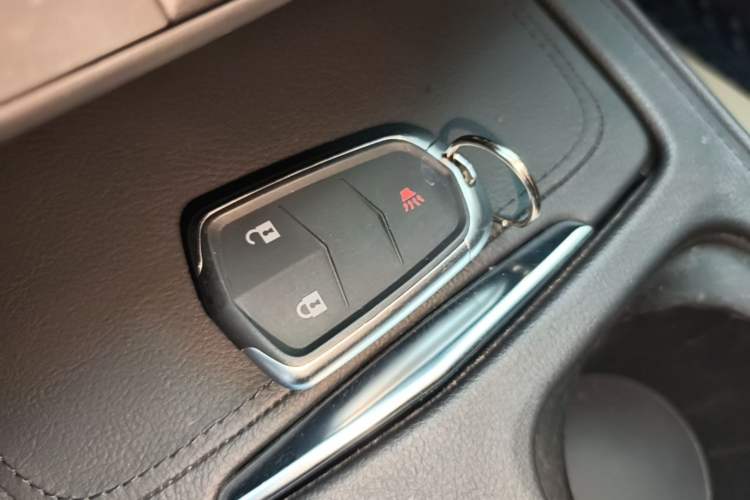 Used Cadillac XT4 2018 28T Two-Wheel Drive Tech Version Vehicle Key