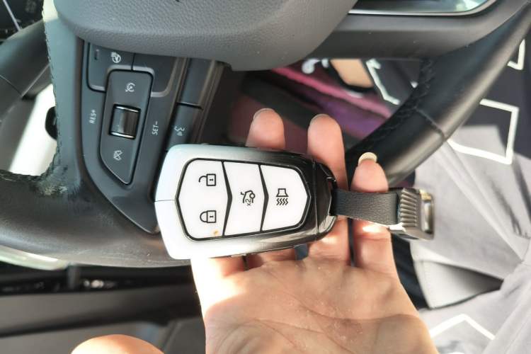 Used Cadillac XT4 2018 28T Two-Wheel Drive Leading Version Vehicle Key