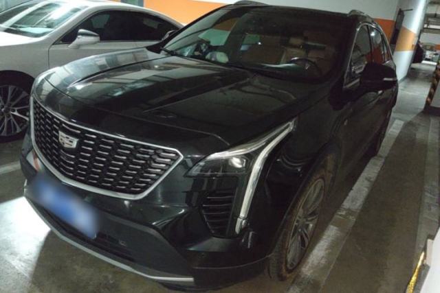 Used Cadillac XT4 2018 28T 4x4 Platinum Edition