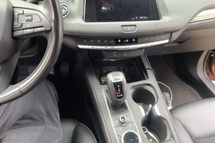 Used Cadillac XT4 2018 28T Two-Wheel Drive Tech Version Audio And AC Panel