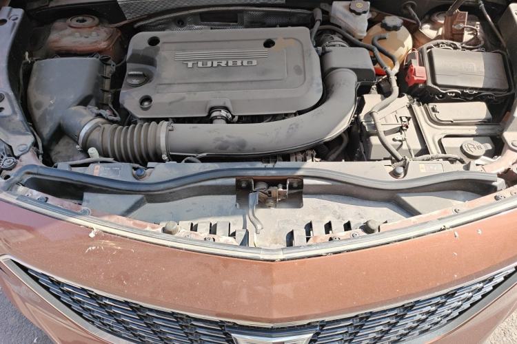 Used Cadillac XT4 2018 28T Two-Wheel Drive Tech Version Engine Bay