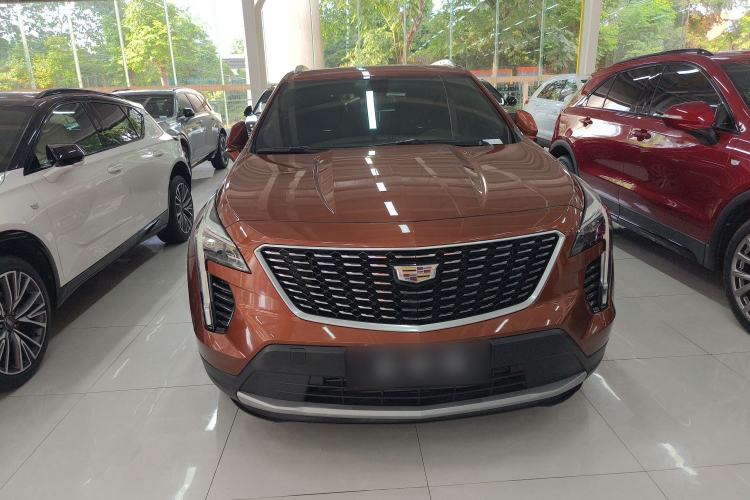 Used Cadillac XT4 2018 28T Two-Wheel Drive Leading Version Exterior 2
