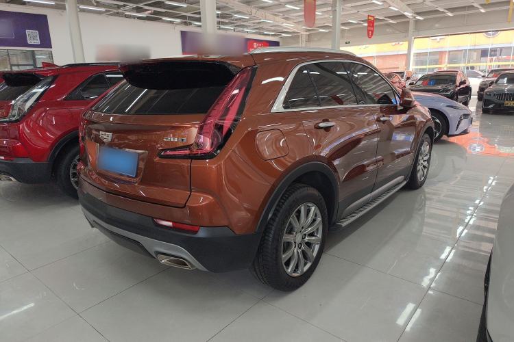 Used Cadillac XT4 2018 28T Two-Wheel Drive Leading Version Exterior 3
