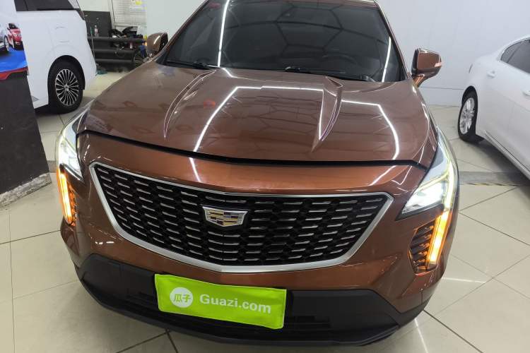 Used Cadillac XT4 2018 28T Two-Wheel Drive Tech Version Front