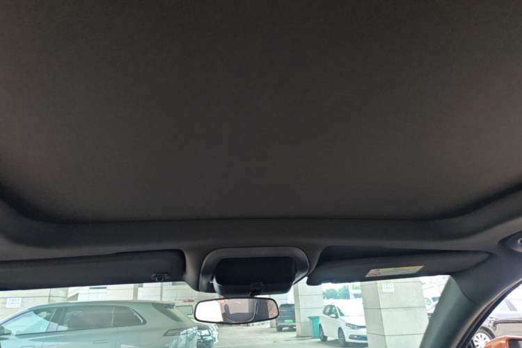 Used Cadillac XT4 2018 28T Two-Wheel Drive Tech Version Headliner