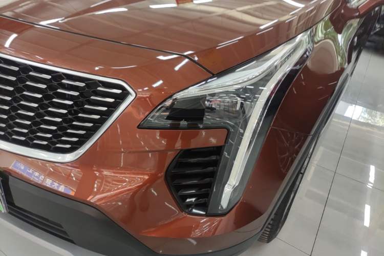 Used Cadillac XT4 2018 28T Two-Wheel Drive Leading Version Left Front Headlight