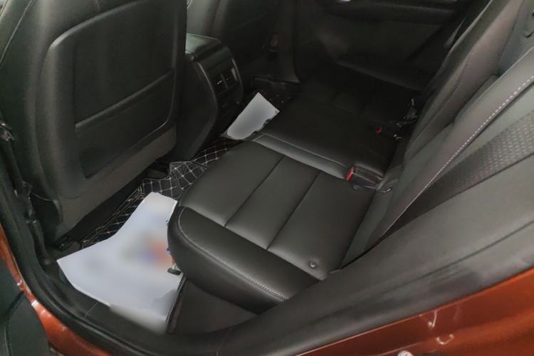 Used Cadillac XT4 2018 28T Two-Wheel Drive Leading Version Left Rear Seat