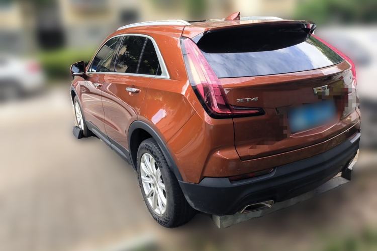 Used Cadillac XT4 2018 28T Two-Wheel Drive Tech Version Rear Left 45 Deg