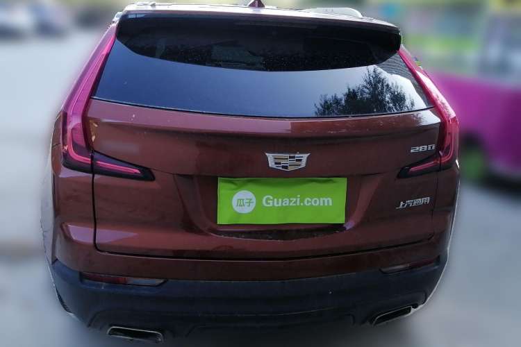 Used Cadillac XT4 2018 28T Two-Wheel Drive Tech Version Rear