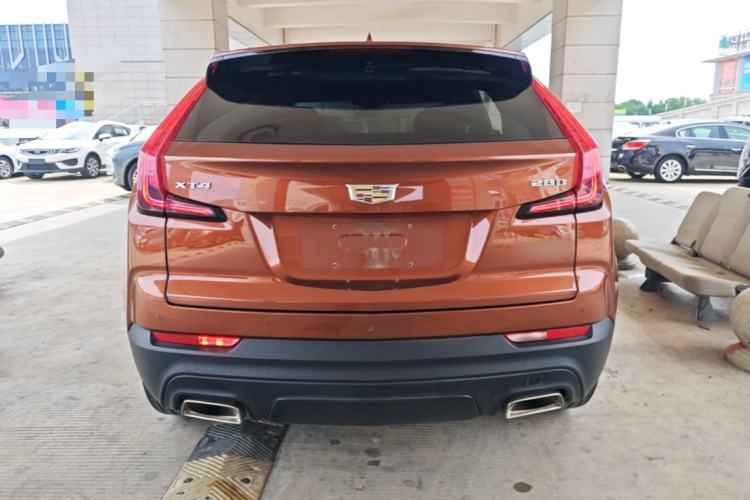 Used Cadillac XT4 2018 28T Two-Wheel Drive Tech Version Rear