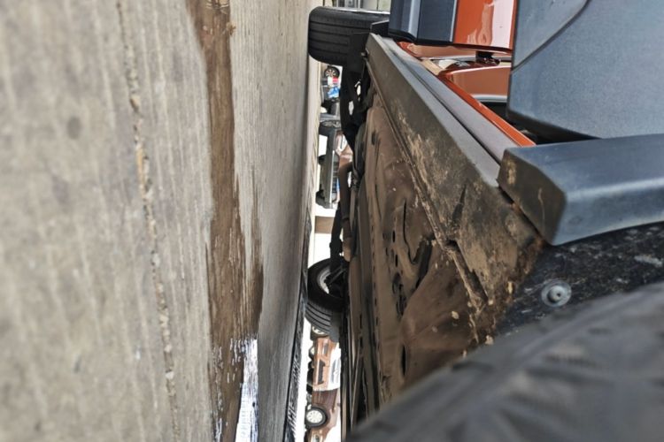 Used Cadillac XT4 2018 28T Two-Wheel Drive Tech Version Right Side Sill