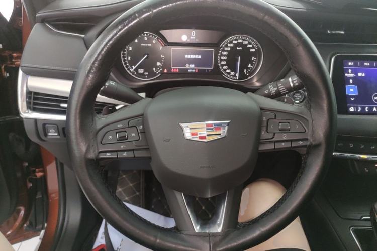 Used Cadillac XT4 2018 28T Two-Wheel Drive Leading Version Steering Wheel