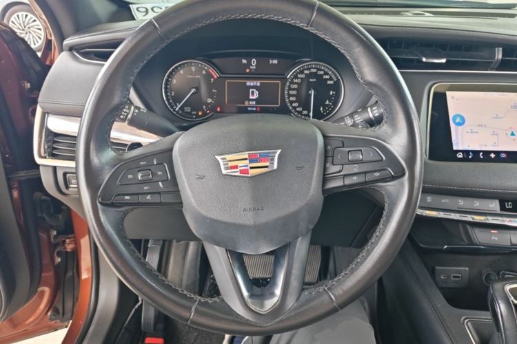 Used Cadillac XT4 2018 28T Two-Wheel Drive Tech Version Steering Wheel