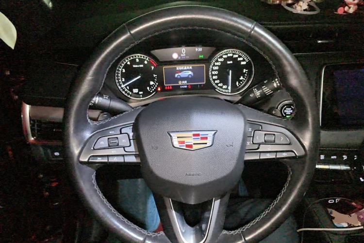 Used Cadillac XT4 2018 28T Two-Wheel Drive Leading Version Steering Wheel