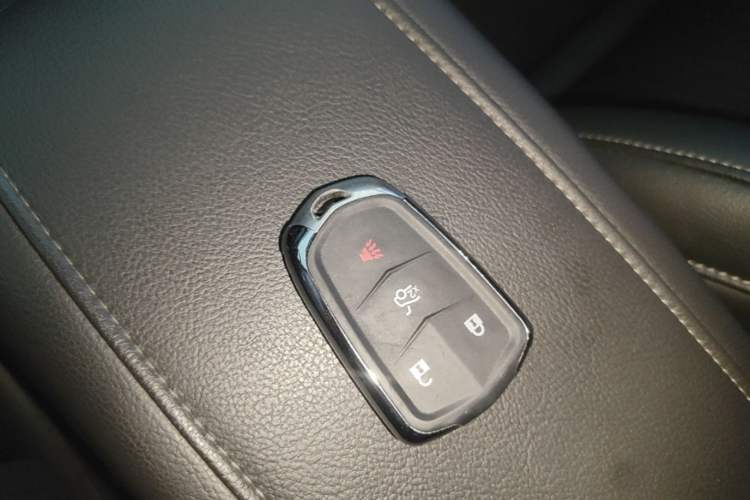 Used Cadillac XT4 2018 28T Two-Wheel Drive Tech Version Vehicle Key