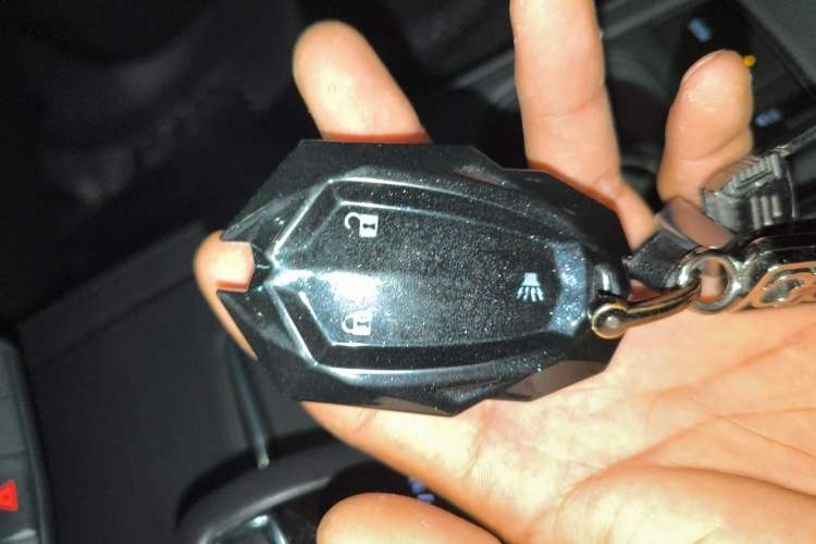 Used Cadillac XT4 2018 28T Two-Wheel Drive Leading Version Vehicle Key